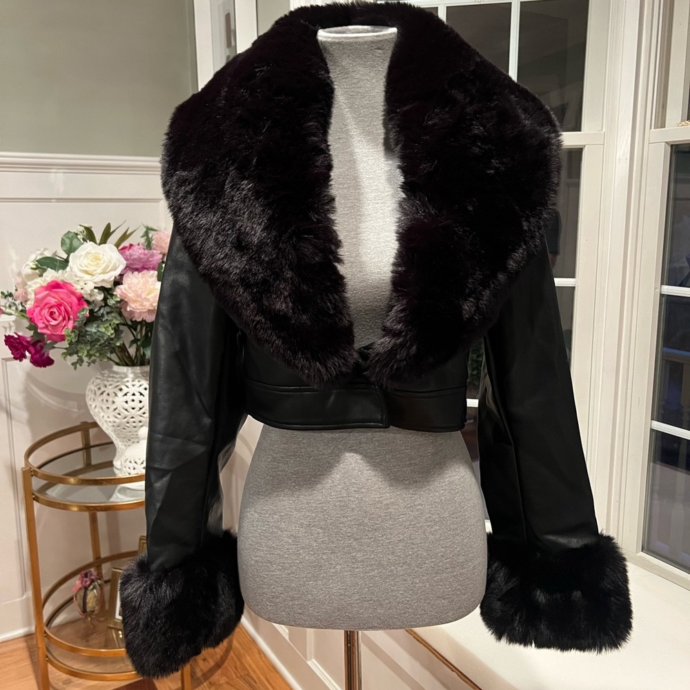 Azalea Wang cropped faux leather jacket